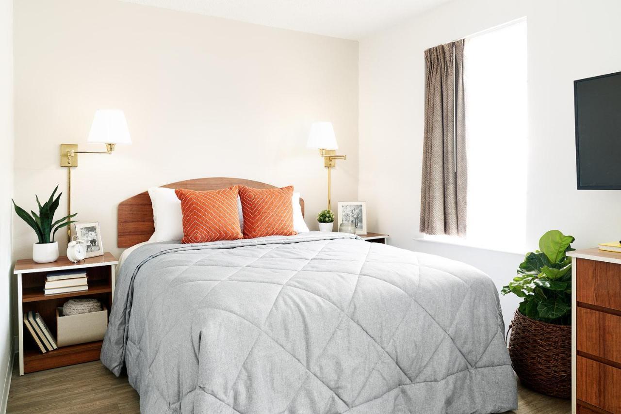 Intown Suites Extended Stay Indianapolis In - Traders Point 外观 照片